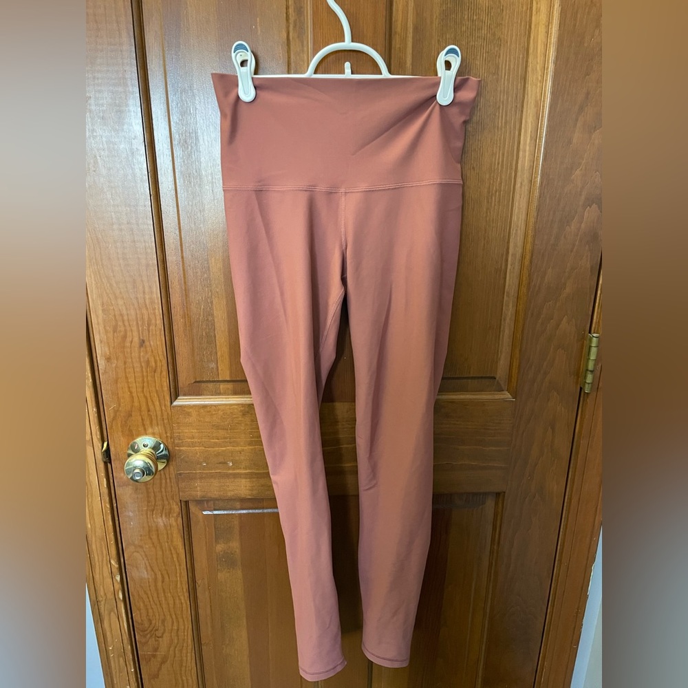 Old Navy Active Go-Dry leggings